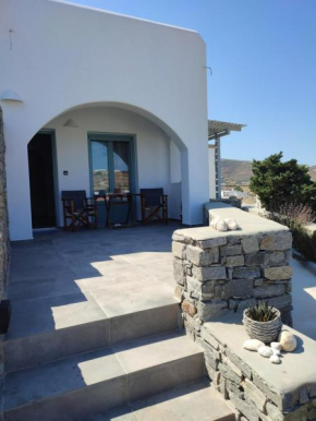SIFNAIOU TRADITIONAL Houses 1 & 3